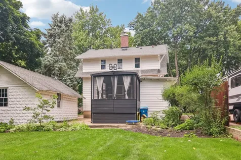 4917 Highland Avenue Downers Grove IL 60515