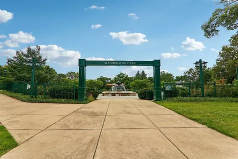 4917 Highland Avenue Downers Grove IL 60515