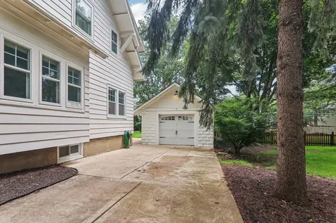 4917 Highland Avenue Downers Grove IL 60515
