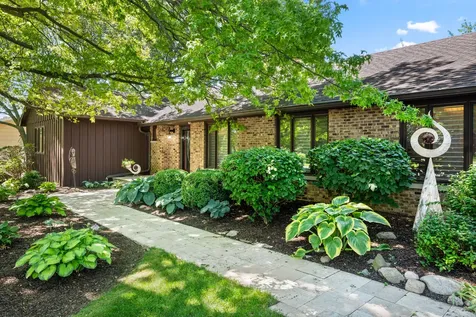1311 Azalea Lane Dekalb IL 60115