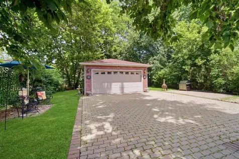 2176 North Westmoreland Drive Palatine IL 60074