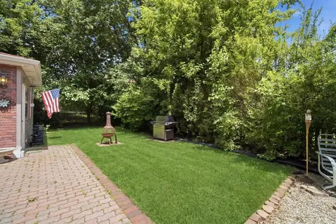 2176 North Westmoreland Drive Palatine IL 60074