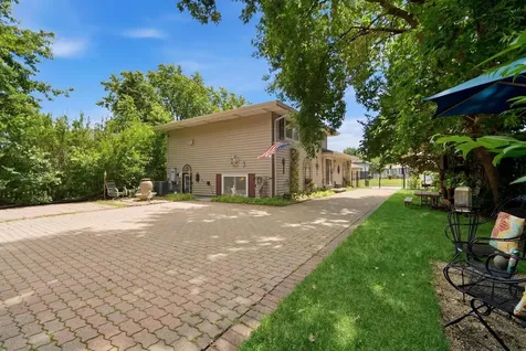 2176 North Westmoreland Drive Palatine IL 60074