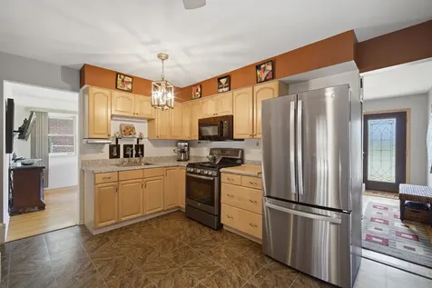 2176 North Westmoreland Drive Palatine IL 60074