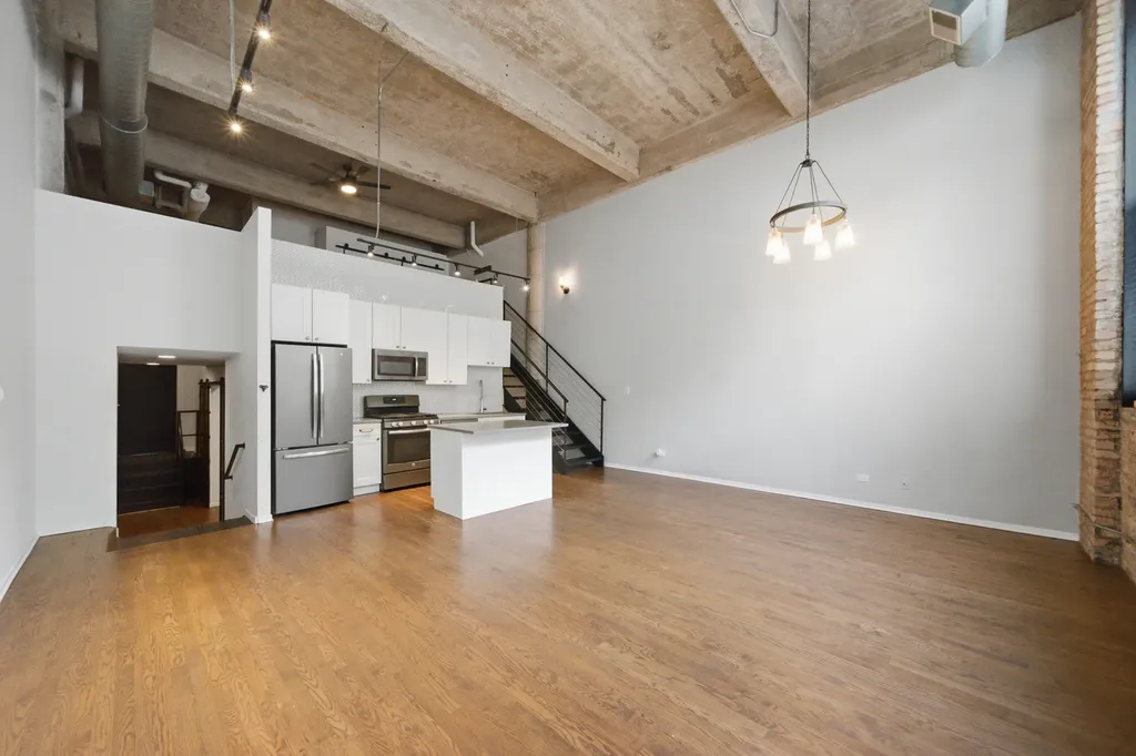 2000 South Michigan Avenue Chicago IL 60616