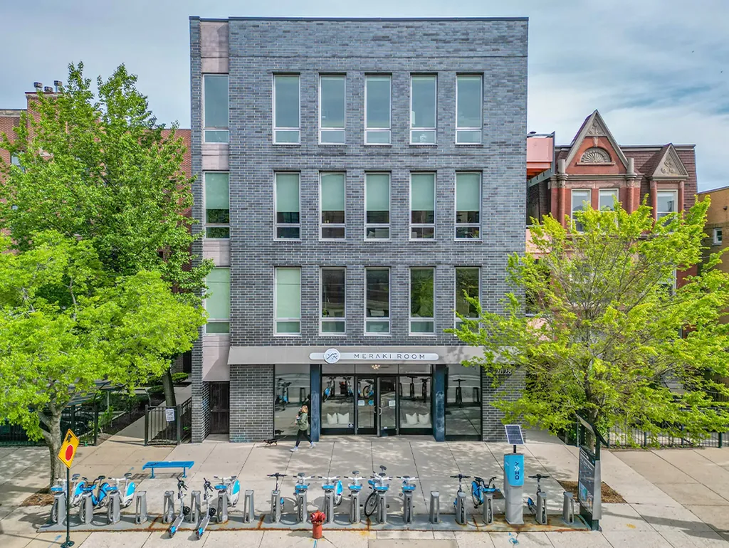 2028 West Division Street Chicago IL 60622