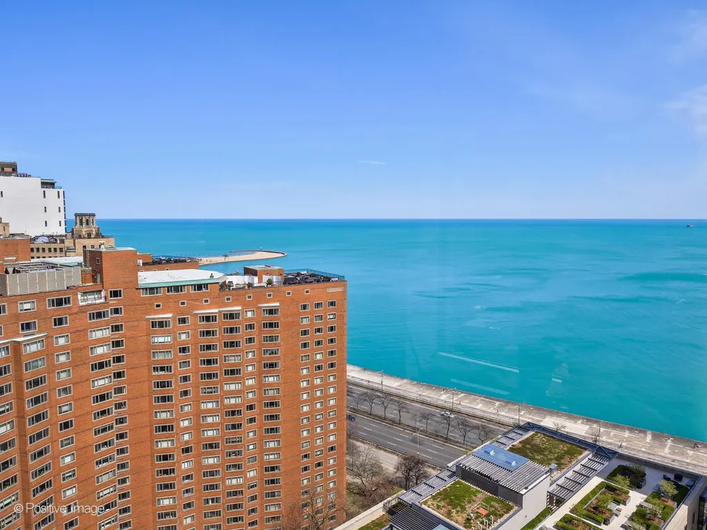 1310 North Ritchie Court Chicago IL 60610