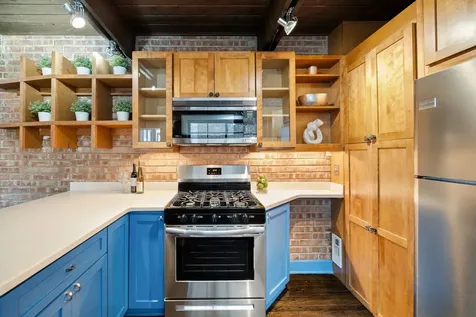 2735 North Mildred Avenue Chicago IL 60614