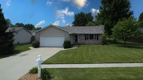 695 Cherokee Drive Bourbonnais IL 60914