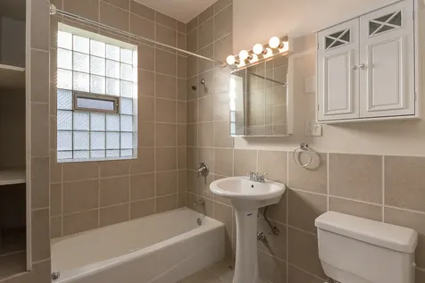 1440 West Addison Street Chicago IL 60613
