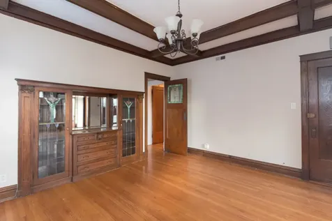 1440 West Addison Street Chicago IL 60613