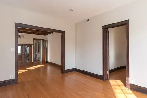 1440 West Addison Street Chicago IL 60613