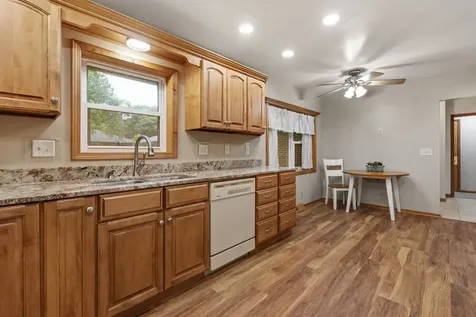 3306 15TH Street A Street Moline IL 61265