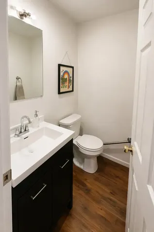 3740 North Janssen Avenue Chicago IL 60613