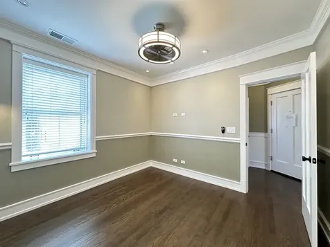 1653 West Gregory Street Chicago IL 60640