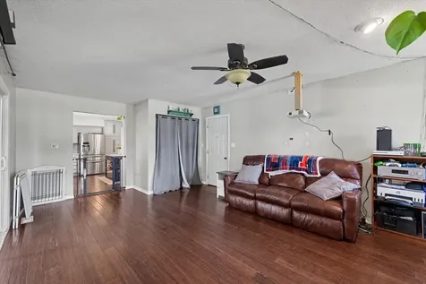 1202 Robin Road Mahomet IL 61853