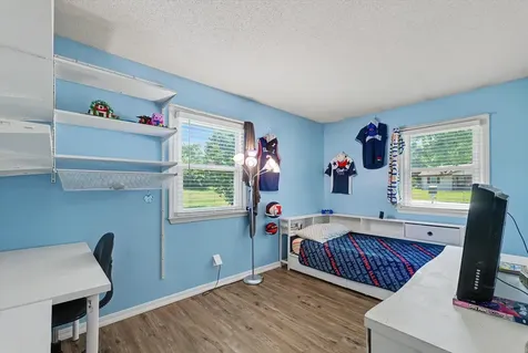 1202 Robin Road Mahomet IL 61853