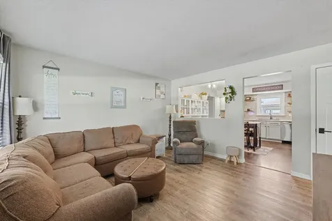 1202 Robin Road Mahomet IL 61853