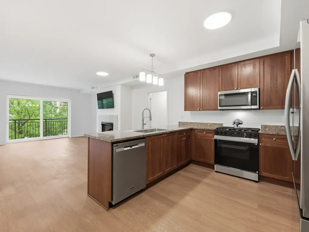 135 South York Street Elmhurst IL 60126