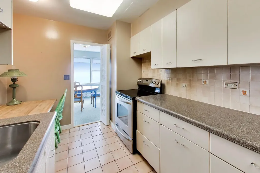 1440 Sheridan Road Wilmette IL 60091