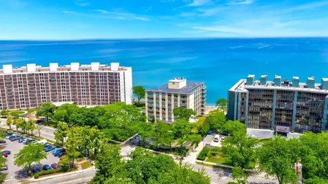 1440 Sheridan Road Wilmette IL 60091