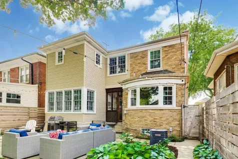 1228 Linden Avenue Oak Park IL 60302