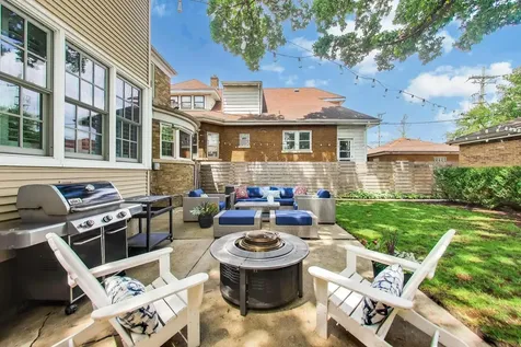 1228 Linden Avenue Oak Park IL 60302