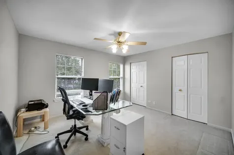 6 Yorkshire Court Algonquin IL 60102
