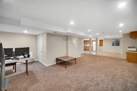 6 Yorkshire Court Algonquin IL 60102