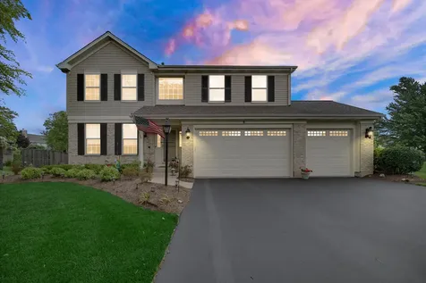 6 Yorkshire Court Algonquin IL 60102