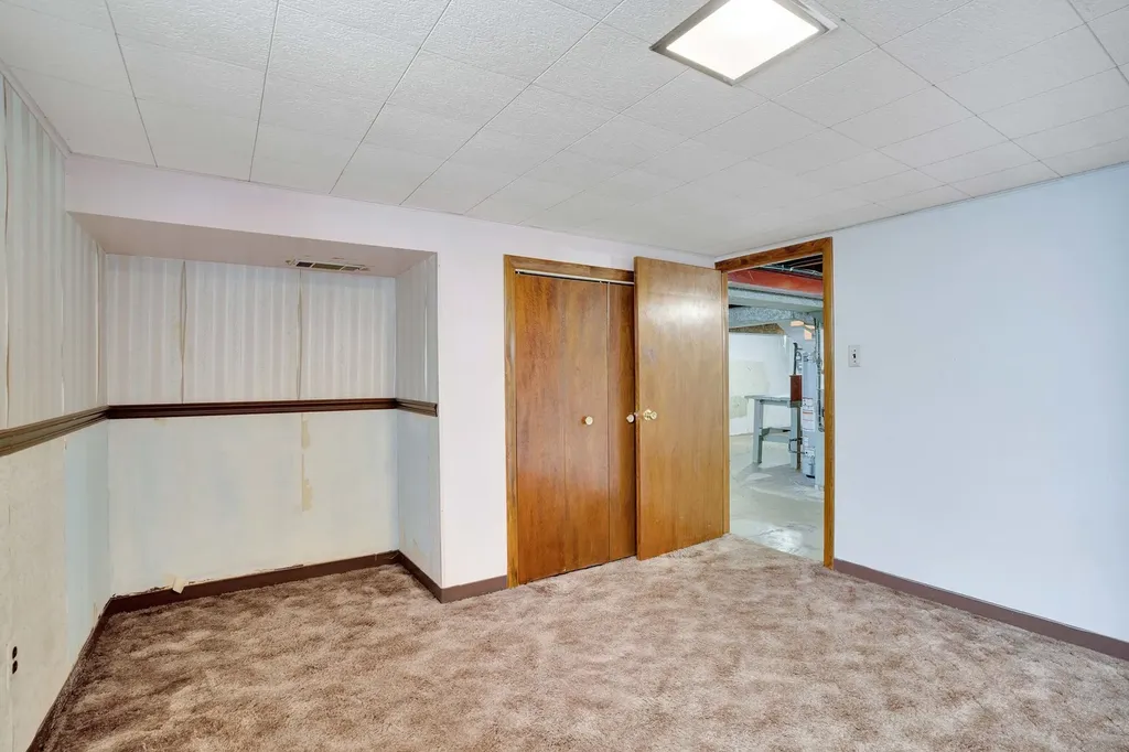 7943 South Kilpatrick Avenue Chicago IL 60652