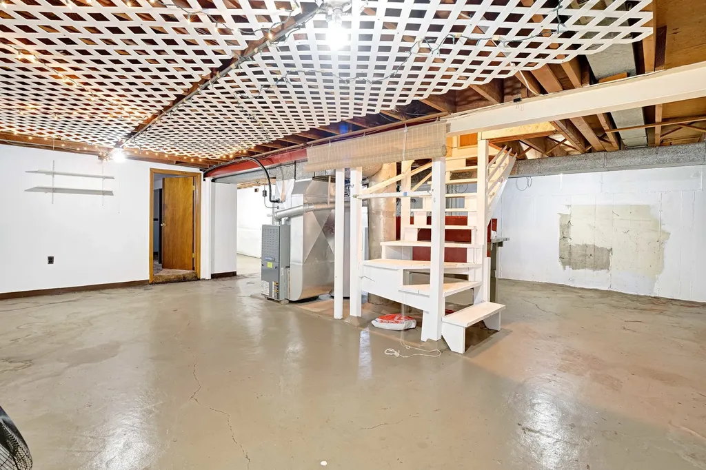 7943 South Kilpatrick Avenue Chicago IL 60652