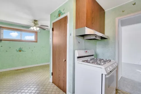 7943 South Kilpatrick Avenue Chicago IL 60652