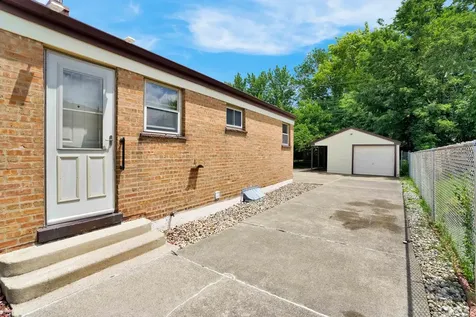 7943 South Kilpatrick Avenue Chicago IL 60652