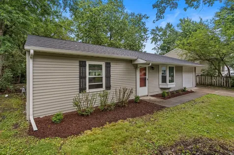 3204 Sylvan Drive Champaign IL 61821