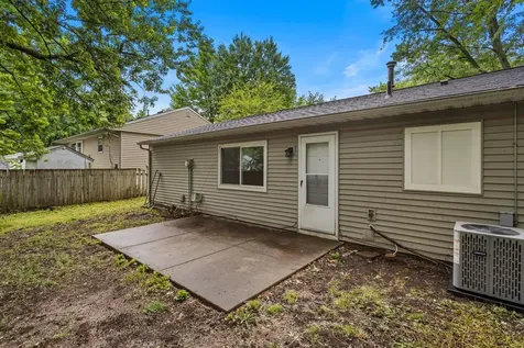 3204 Sylvan Drive Champaign IL 61821