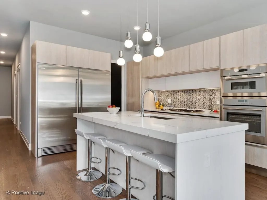 1428 West Grand Avenue Chicago IL 60642