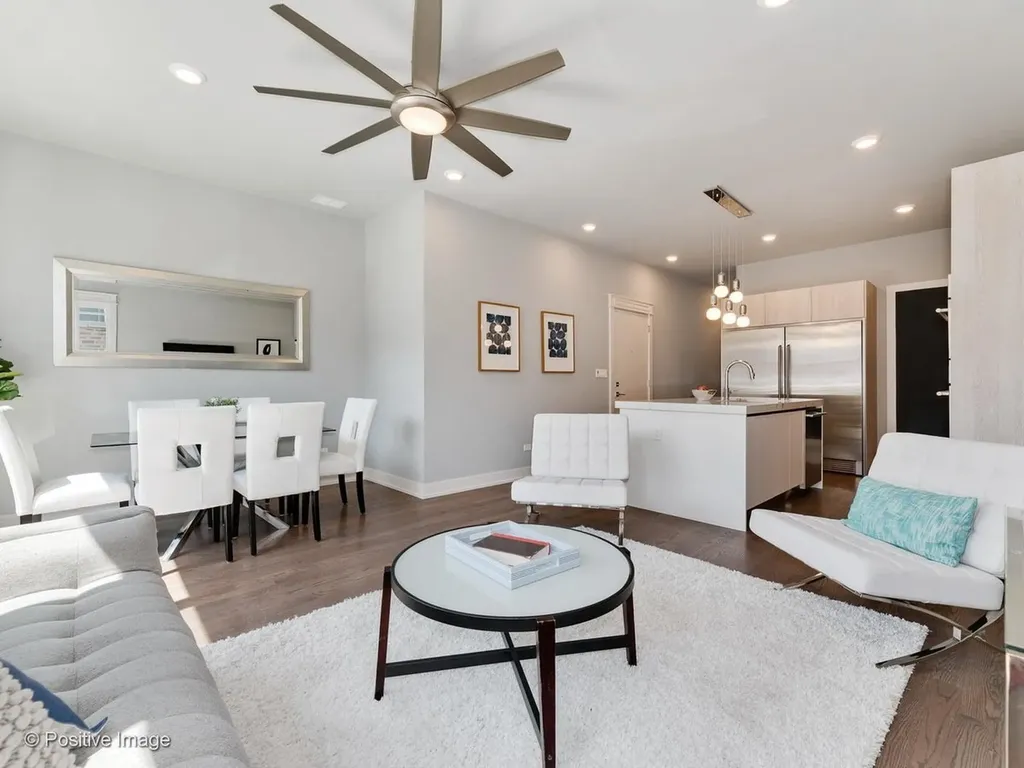 1428 West Grand Avenue Chicago IL 60642