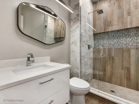 1428 West Grand Avenue Chicago IL 60642