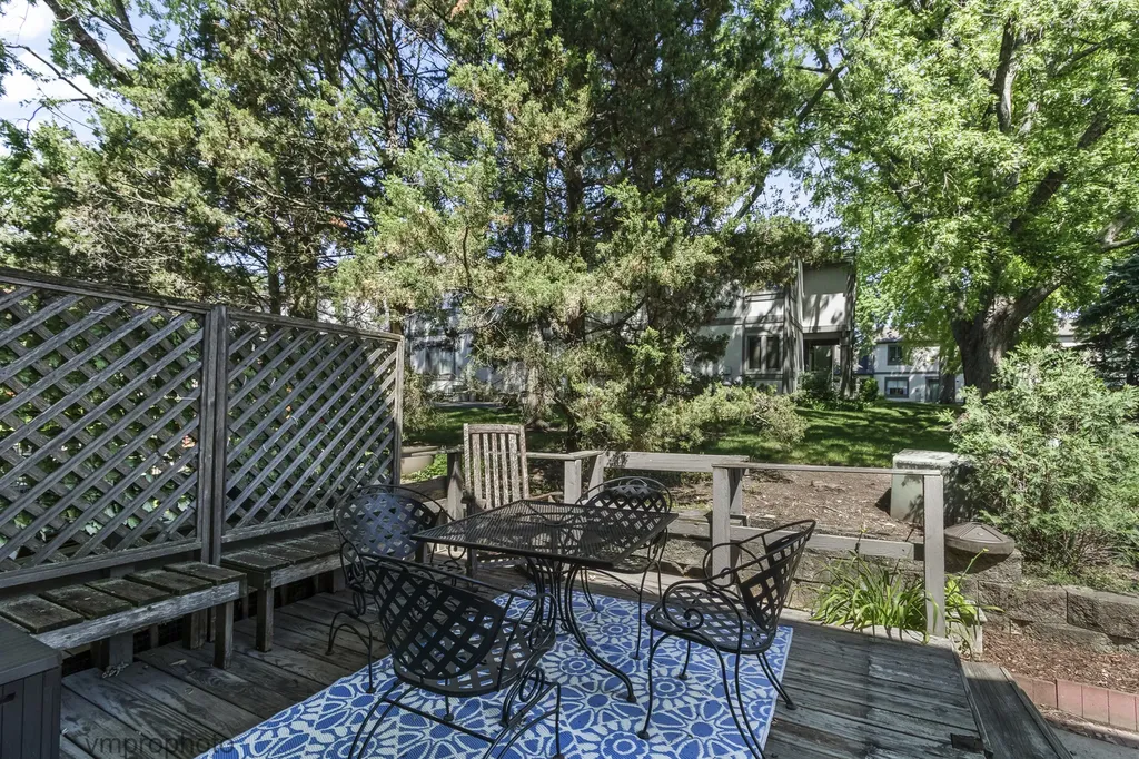 2634 Smith Street Rolling Meadows IL 60008