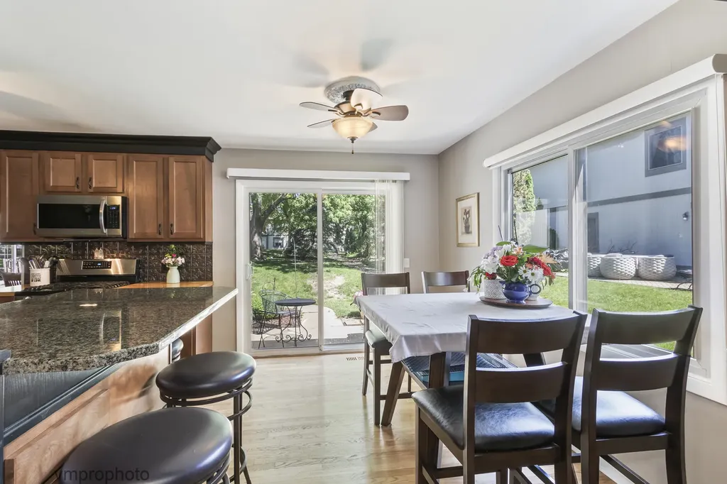 2634 Smith Street Rolling Meadows IL 60008