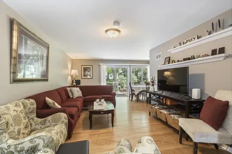 2634 Smith Street Rolling Meadows IL 60008