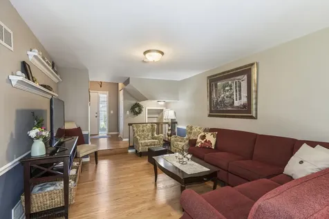 2634 Smith Street Rolling Meadows IL 60008