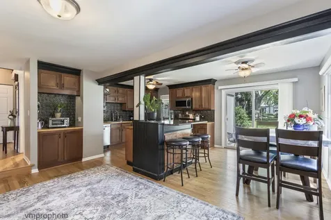 2634 Smith Street Rolling Meadows IL 60008