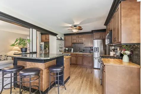 2634 Smith Street Rolling Meadows IL 60008