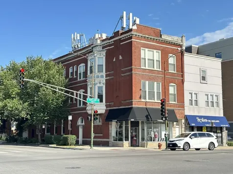 3559 North Ashland Avenue Chicago IL 60657