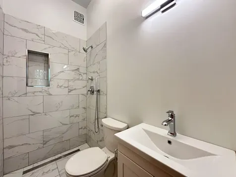 3559 North Ashland Avenue Chicago IL 60657