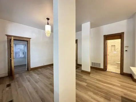 3559 North Ashland Avenue Chicago IL 60657