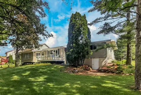 132 Valhalla Drive Poplar Grove IL 61065