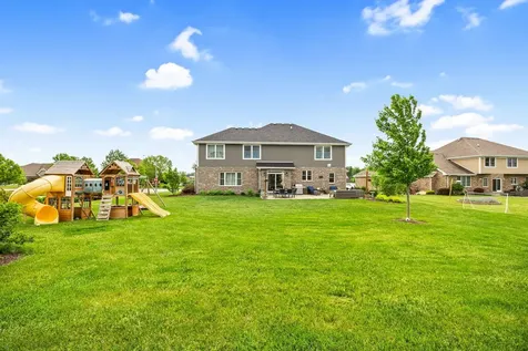 24234 South Sunset Lakes Drive Manhattan IL 60442